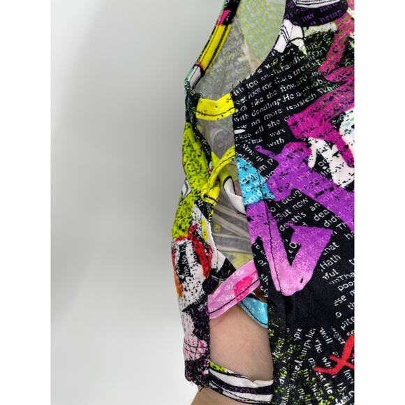 Love Womens Floral Athletic Crop Tank Top Side Cut Out Sleeveless NEW Large - Picture 5 of 11